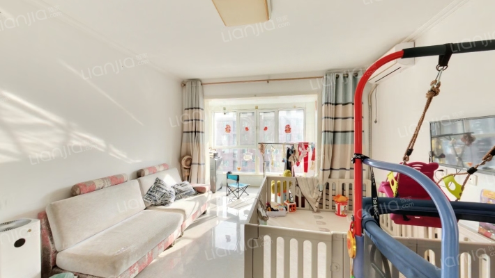 南北通透，一梯两户，采光好，楼层好-客厅