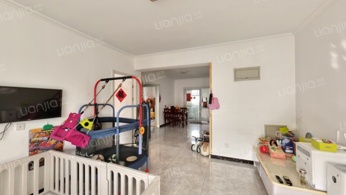 南北通透，一梯两户，采光好，楼层好-客厅