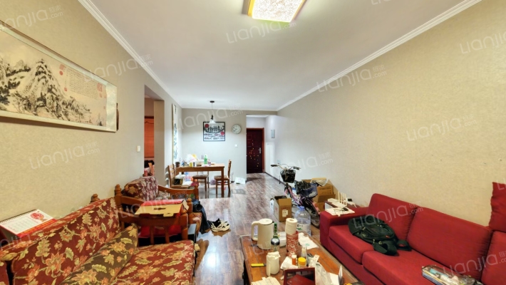 此房为南北两居，格局好，楼层无遮挡，视野开阔-客厅