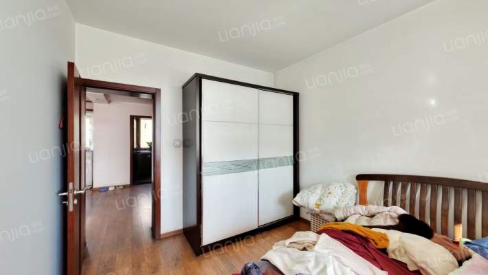 广安B区   复试楼  南北通透-卧室A