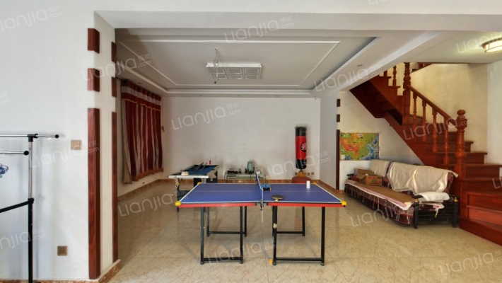 南北通透，户型方正，低楼层，花园小区，拎包入住-客厅A