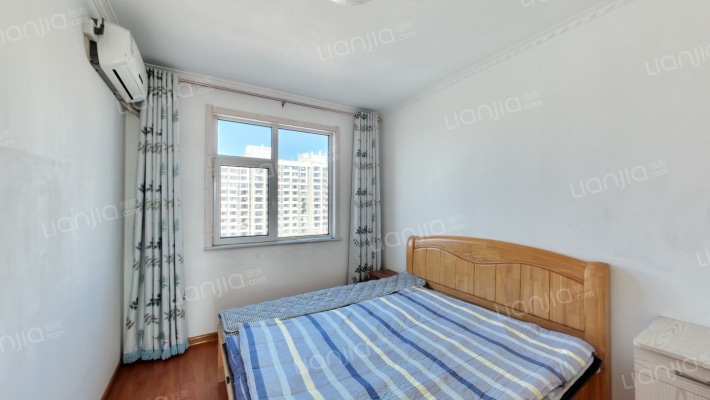 联合七号院南北通透大三居精装修-卧室C