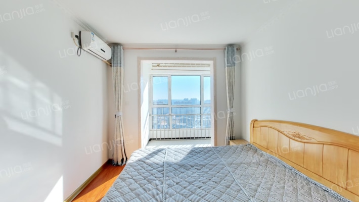 联合七号院南北通透大三居精装修-卧室A