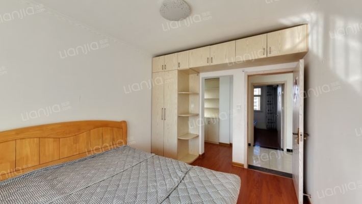 联合七号院南北通透大三居精装修-卧室A