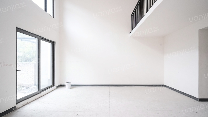 华侨城天澜美墅三期二手房实景图