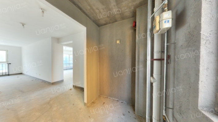 狮子城三局业主诚心出售毛坯随意装修-厨房