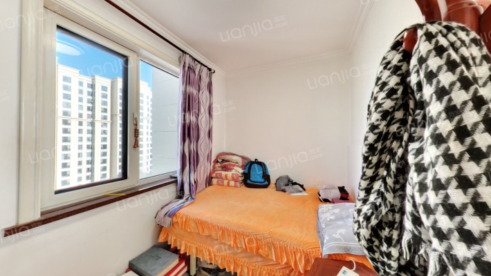 狮子城精装三居室  转角飘窗  采光视野好-卧室A