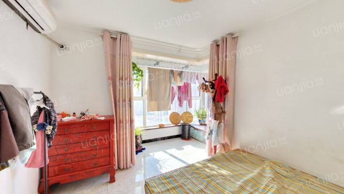 狮子城精装三居室  转角飘窗  采光视野好-卧室C