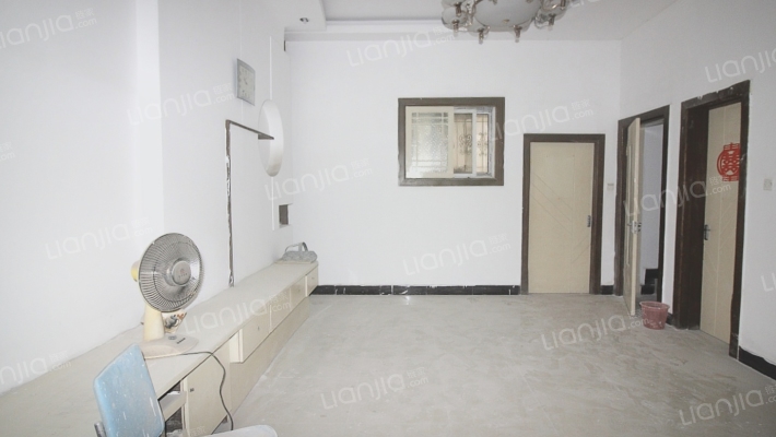 南光明街二手房实景图