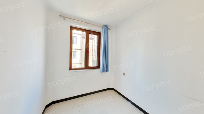 好位置   一梯两户电梯洋房  户型方正  精装修-卧室D