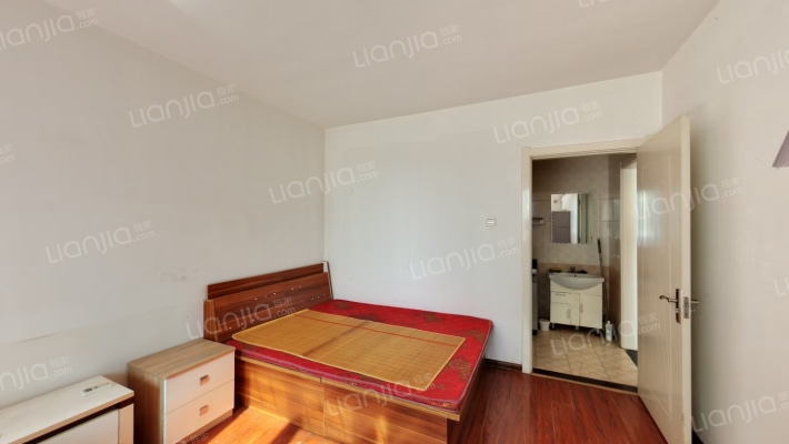 钻石广场 3室1厅 南 北-卧室C