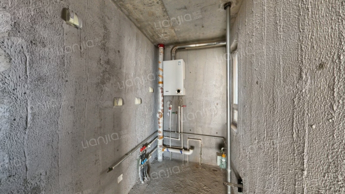 环境优美人车分流 户型方正 中高楼层采光好 出行方便-厨房