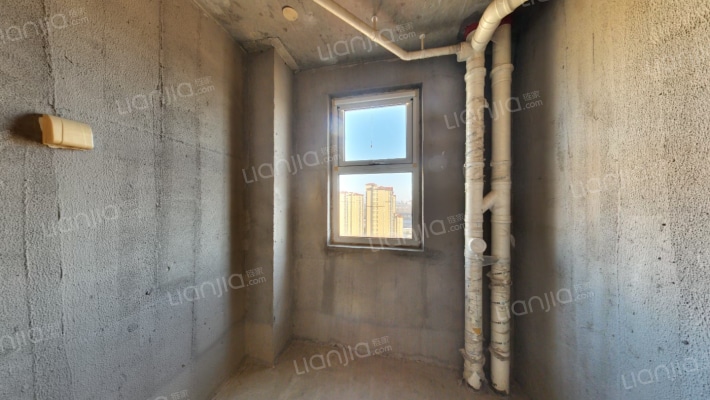 南北通透双卫大三居 高楼层 无遮挡 采光好 毛坯-卫生间B