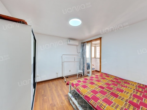 整租·望河园 1室1厅 东南