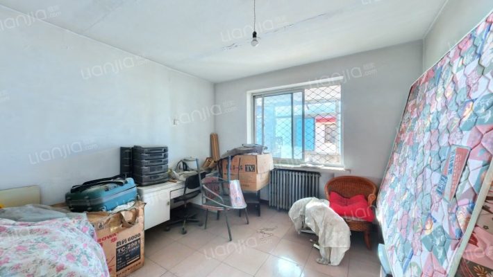 市区兴泰花园别墅 种菜的地方足够大！-卧室C