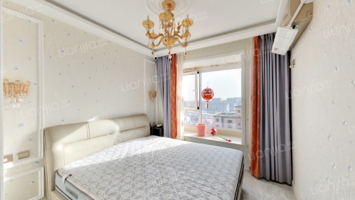 高铁精装两居，业主急售，随时看房-卧室B