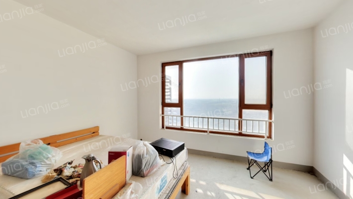 东户 餐厅 H户型 满二 毛坯 中层 西南侧楼栋 视野开阔-客厅