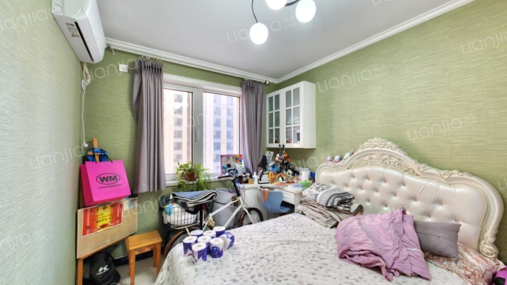 精装修 南北通透3居 拎包入住 高楼层 满二 看房方便-卧室B