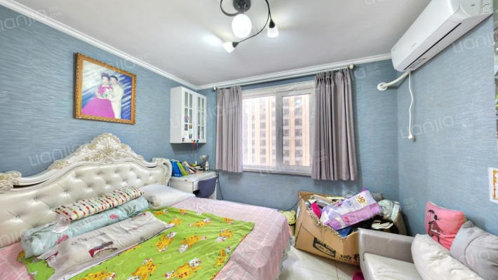 精装修 南北通透3居 拎包入住 高楼层 满二 看房方便-卧室A