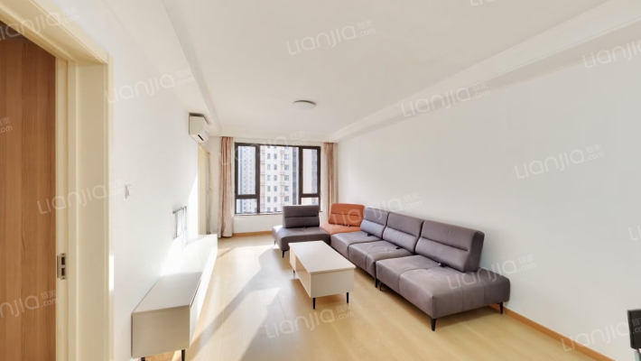 精装修全阳三居，业主急售！有房本！-客厅