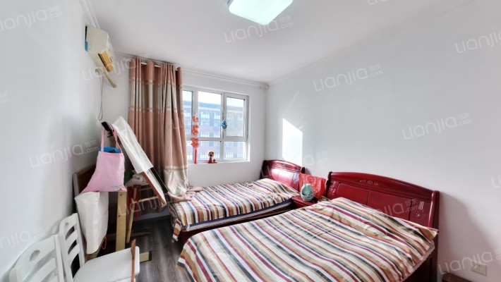 人车分流小区 中间楼层，视野好，全阳两居-卧室B