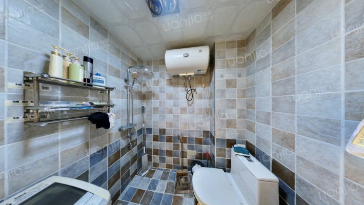 房本满二，全阳采光，小区环境优良，人车分流-卫生间