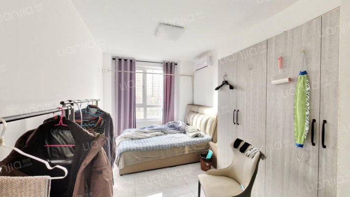 好位置   一梯两户电梯洋房  户型方正  精装修-卧室B