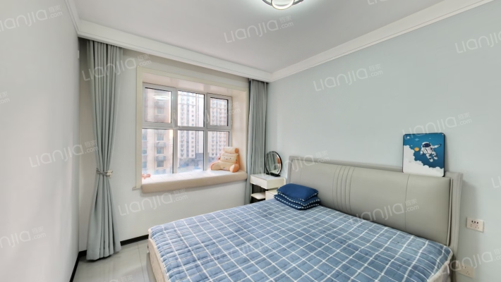 印象城，新小区，临火车站，近高铁，大三居，配套成熟-卧室A