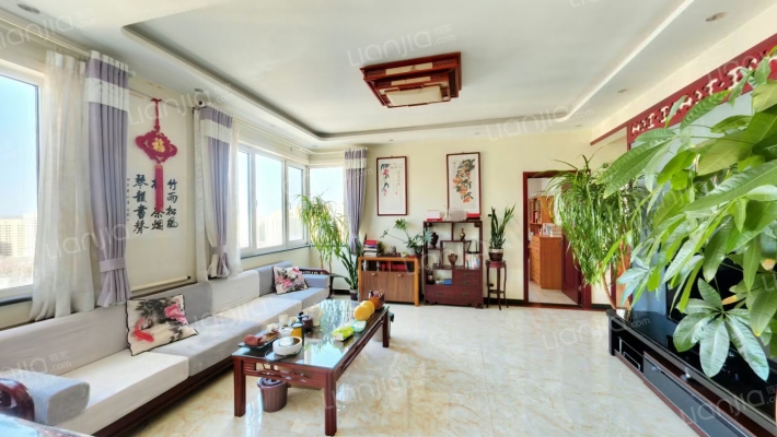 房源户型反正采光全天无遮挡   互相南北通透-客厅