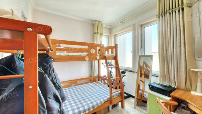 房源户型反正采光全天无遮挡   互相南北通透-卧室A