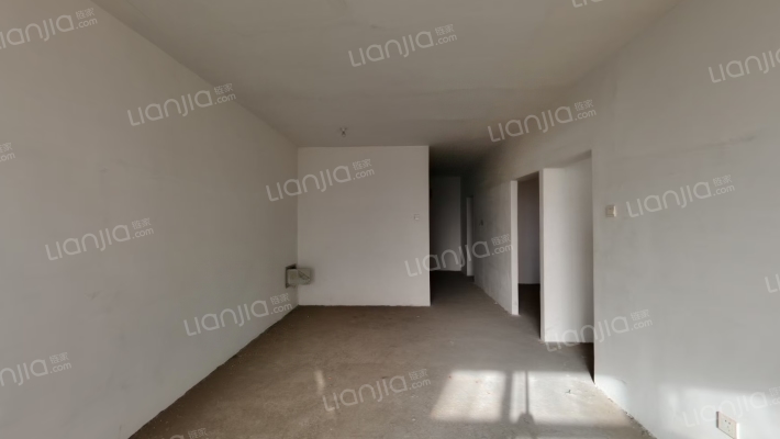 凯旋门 两居 好楼层 毛坯随心装 有钥匙-客厅