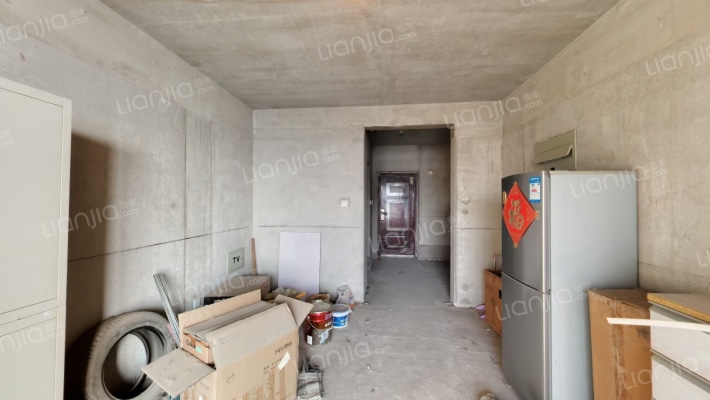 双语旁 一居室  毛坯 低总价-卧室