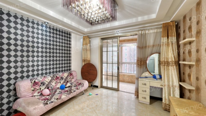 南北通透 自住精装修 拎包入住-客厅