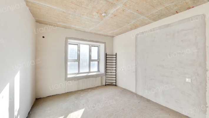 香邑溪谷五期洋房 南北三居室 采光无遮挡 设视野好-卧室C