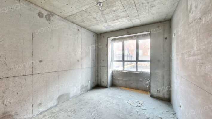 惠友开发双语旁南北通透3居室带露台-卧室C