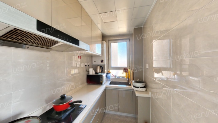 精装修 南北通透 三居室 采光充足-厨房