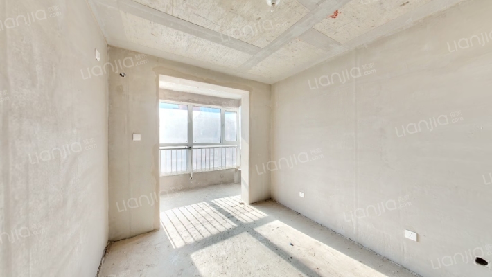 东南户型  好楼层采光好   交通方便-卧室B