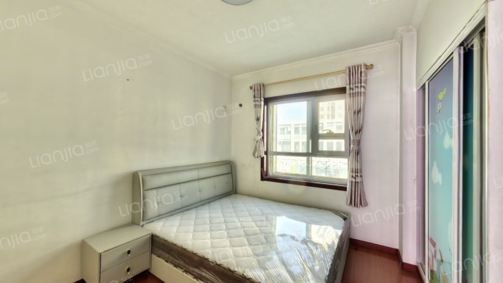 冠云路宏远景园跃层动静分区电梯洋房税费低-卧室B