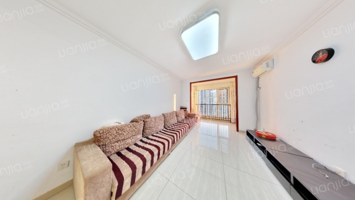 K2狮子城北区 3室1厅 南-客厅