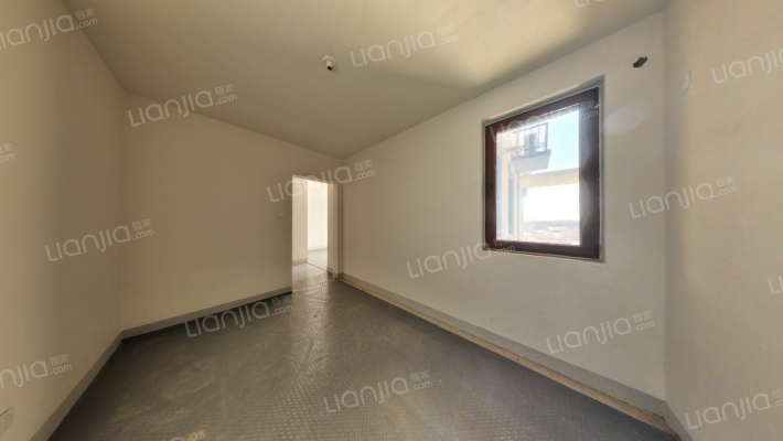 高铁新干线 3室1厅 南-卧室A