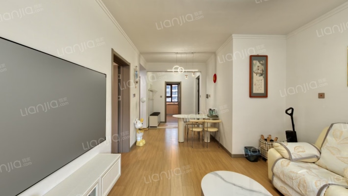 樾府国际 精装两居 南北通透  全天采光 随时看房-客厅