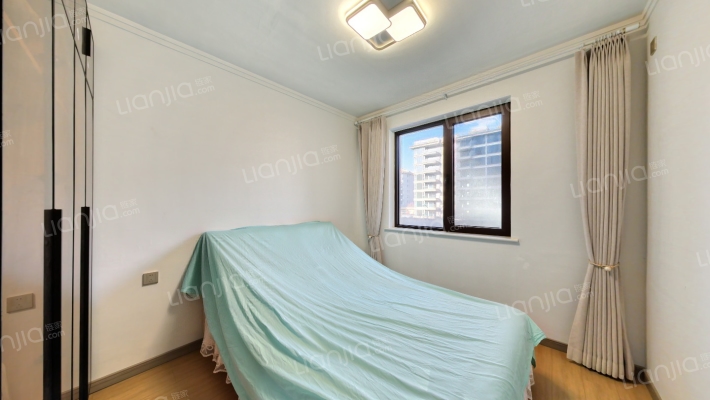 樾府国际 精装两居 南北通透  全天采光 随时看房-卧室B