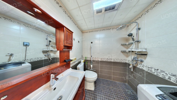 K2狮子城南区 2室2厅 南-卫生间