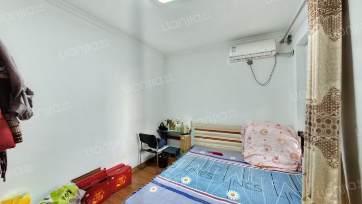 属于市区的位置，民水民电，精装修，拎包入住-卧室A