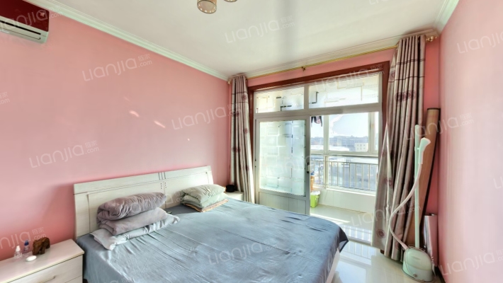 华阳中路天保郦景正规南向带装修两居出售-卧室A