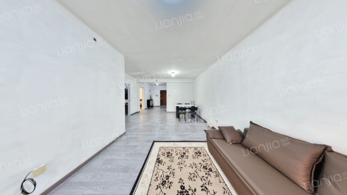 德信御府中高层两居，毛坯满二年，-客厅