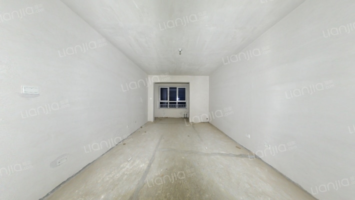 此房中间楼层，采光视野好，配套设施齐全 交通便利。-客厅