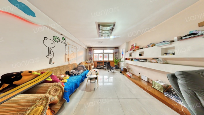 此房板楼，中间楼层，房本满二。-客厅