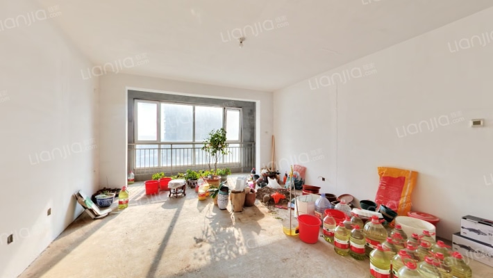 金竹花园165平米三居室 户型方正 双卫-客厅