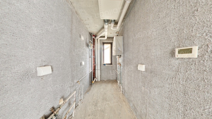 鸿坤理想湾北区 3室1厅 南-厨房